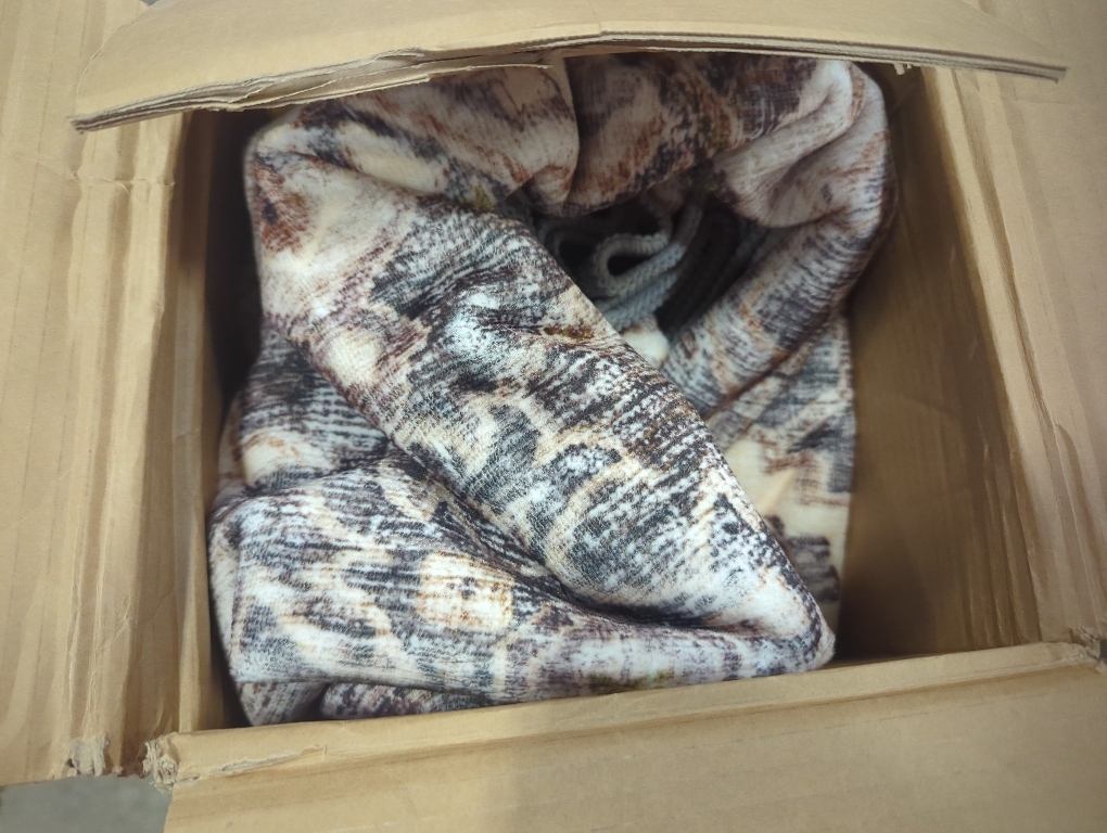 Size Large Color brown area rug