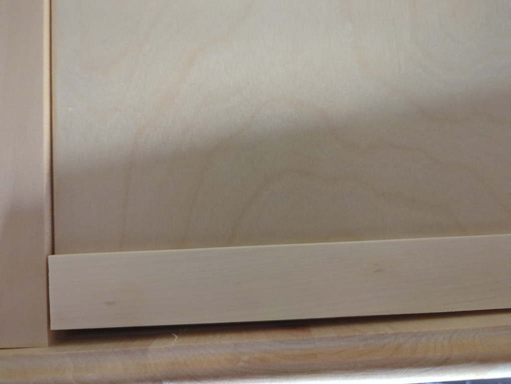 Stratford 3 Drawer Nightstand Birch