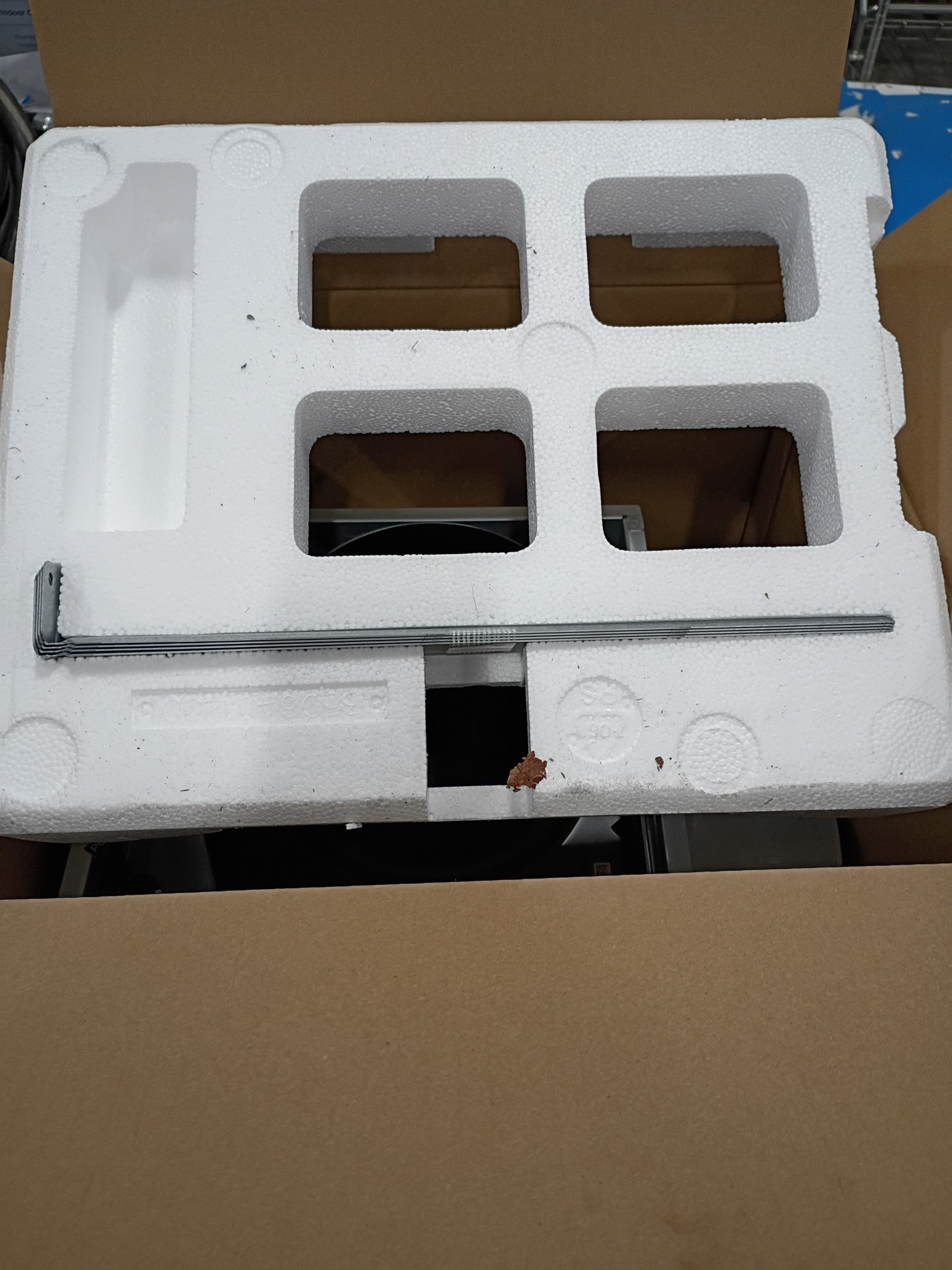 Ventilation Fan with edge-lit LED light (no test)