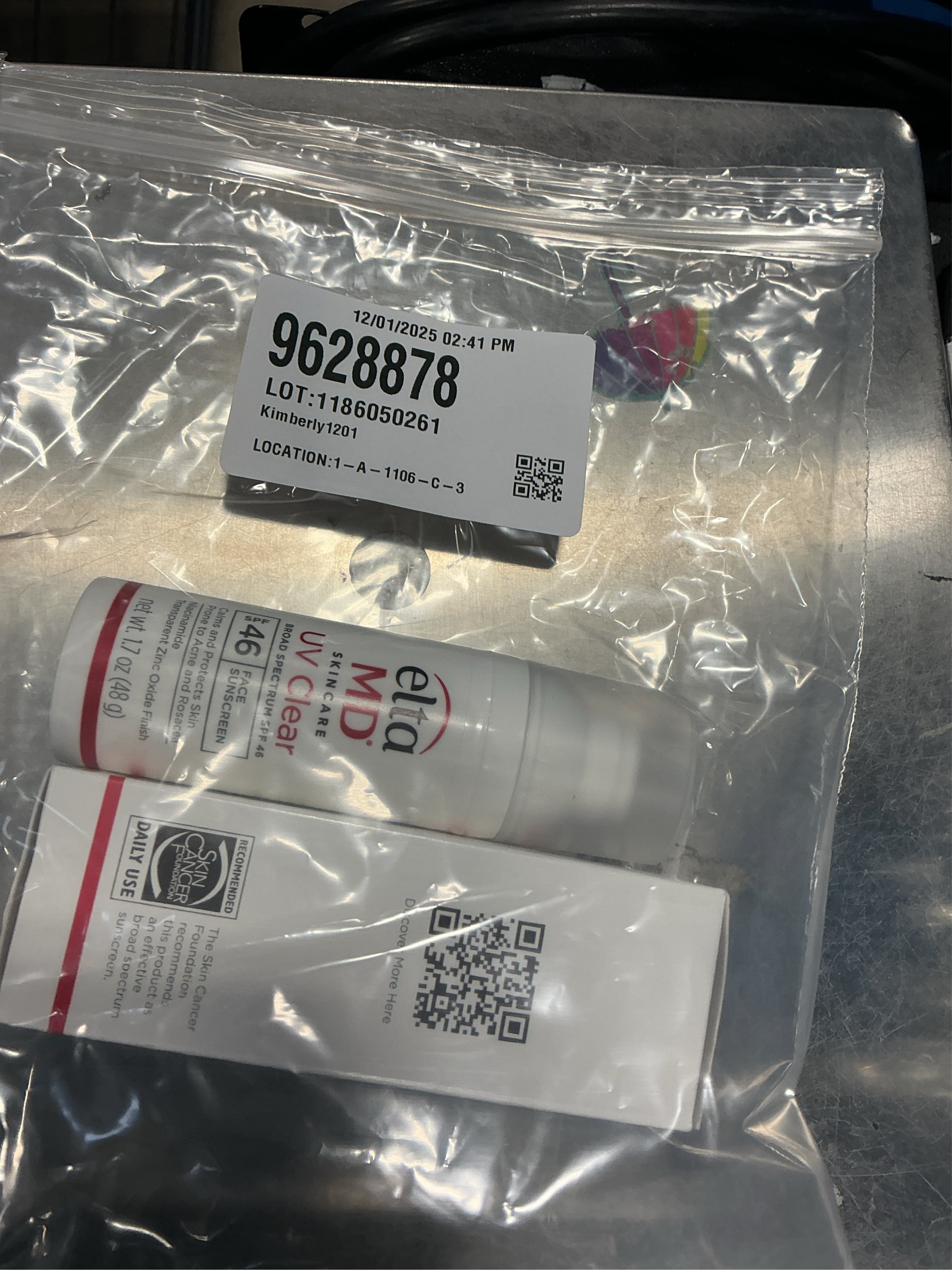 EltaMD UV Clear Face Sunscreen SPF 46, Oil-Free Sunscreen with Zinc Oxide, Dermatologist Recommended