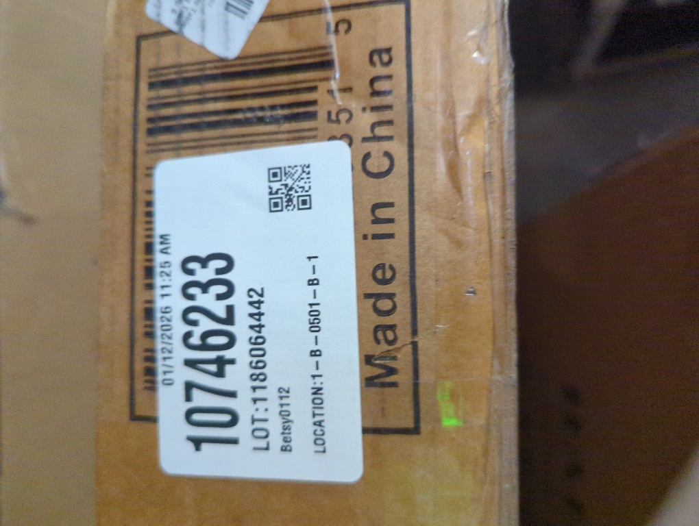 Bar Height Patio Table, 40-Inch Outdoor Pub Table Bistro Table with Wooden-Like Table Top & Metal Frame