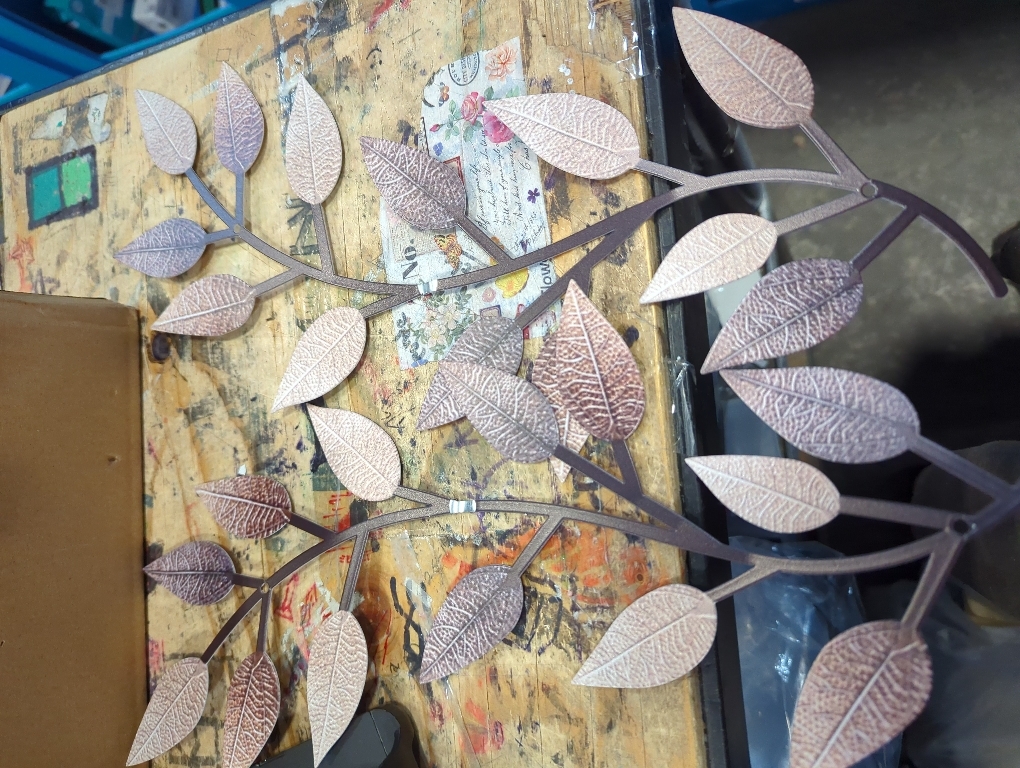 Zhengmy 2 Pieces Metal Tree Leaf Wall Decor Vine Olive Branch Leaf Wall Art Living Room, Hallway Wall Decor Outdoor Decoration(Vintage Brown)