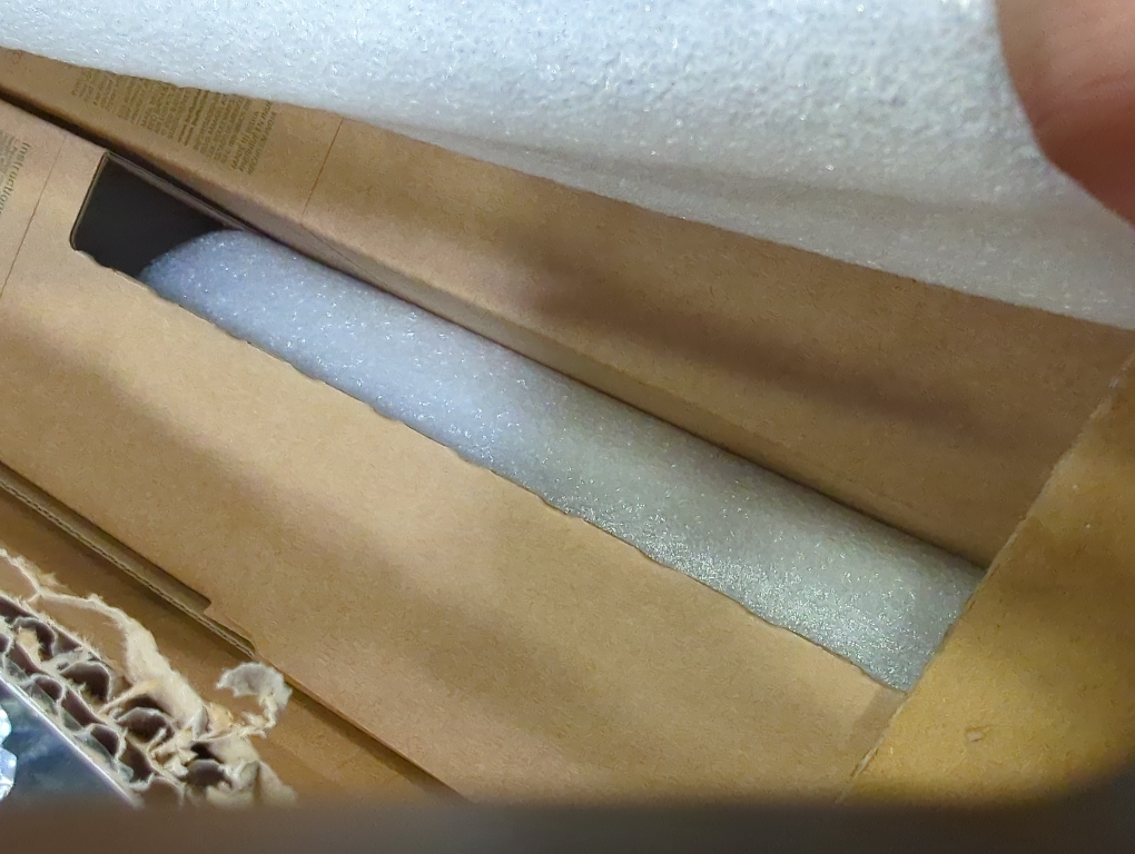 Bee & Willow Amos 28 to 48-Inch Single Curtain Rod Set in Natural Oak