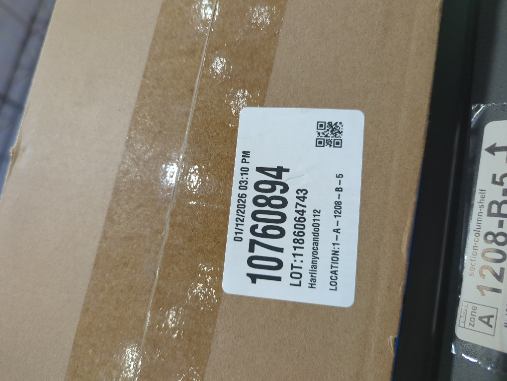 Humidifier Large Room, 2.3Gal/9L Room Humidifiers for Bedroom with with Timer, 360°Nozzle, Large Cool Mist Humidifier with Aroma Box, School, Office, Warehouse, White