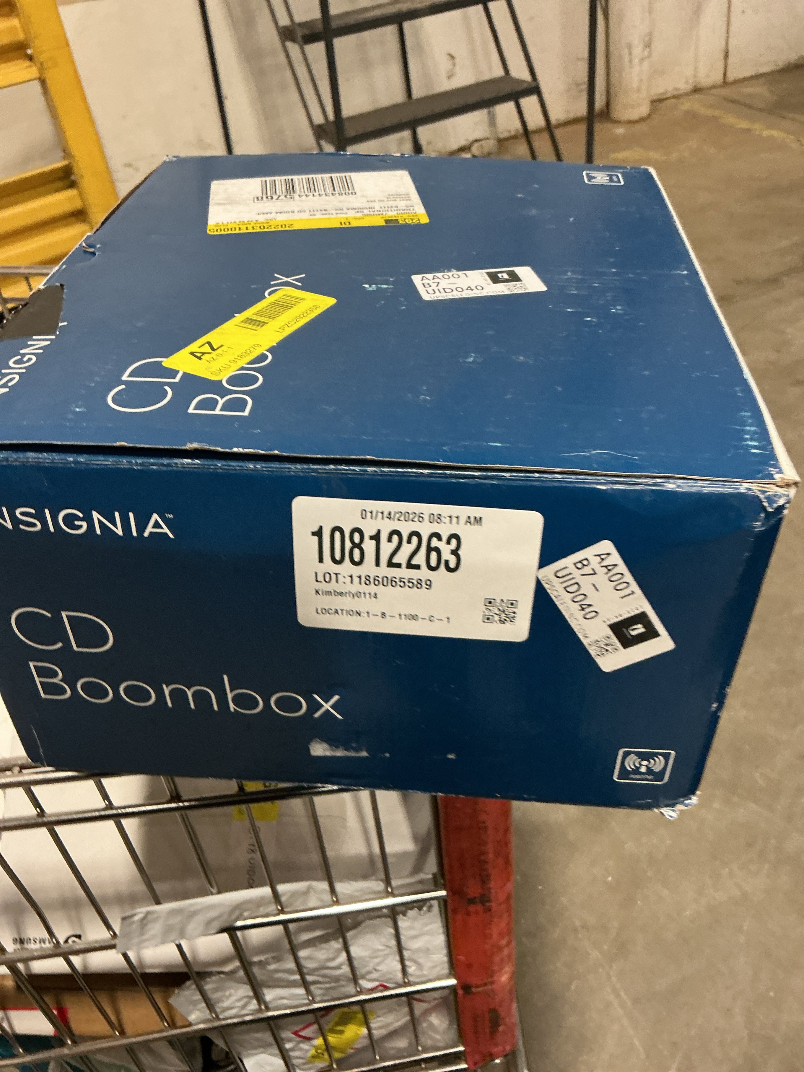 Insignia - CD Boombox with AM/FM Tuner - Black