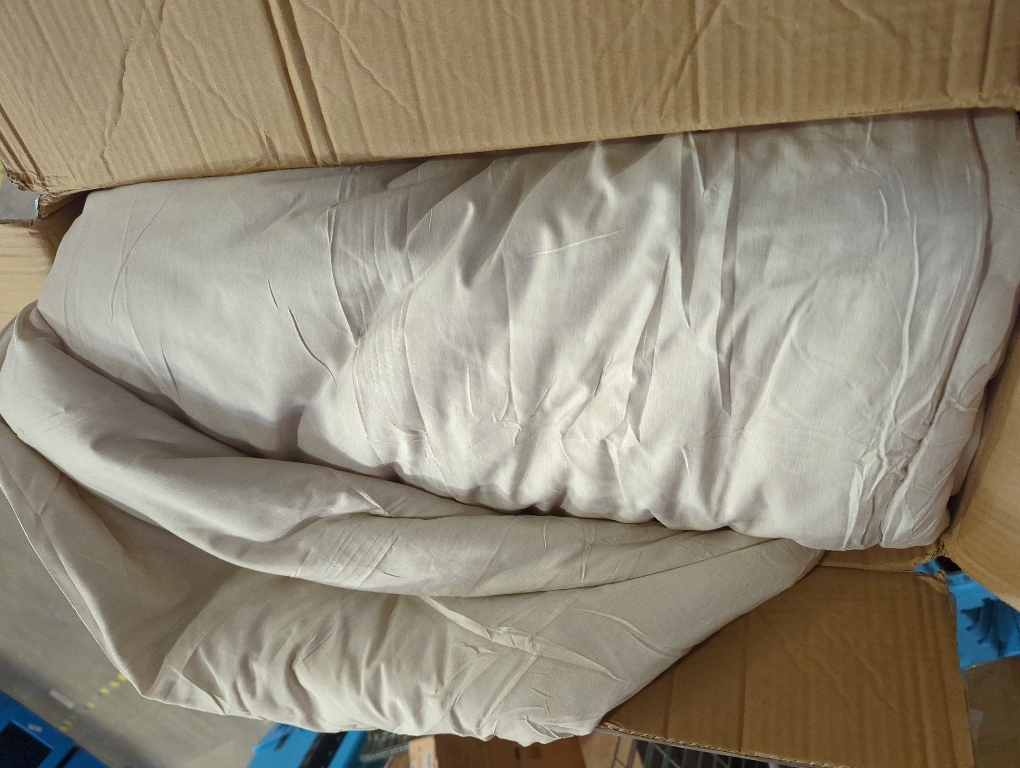 Bedsure Queen Comforter Set - Beige Soft Bedding for All Seasons, Cationic Dyed Bed Set, 3 Pieces, 1 Queen Size Comforter (90x90) and 2 Pillow Shams (20x26 2)