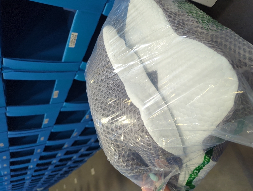 Memory Foam Pillows, Cervical Pillow for Neck and Shoulder Pain Relief, Ergonomic Contour Bed Pillow, Soft for Side Sleep Stomach Sleeping and Back Sleeper