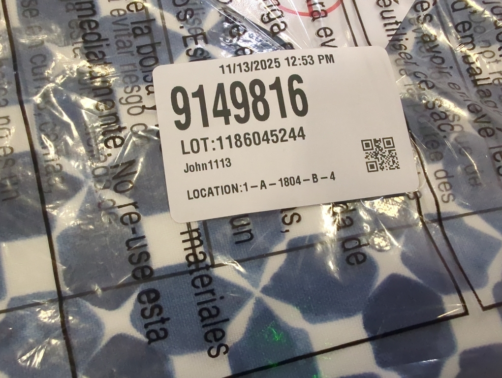 Set of 2 Size 18x18 Color Blue and White Outdoor/Indoor Throw Pillows, Pack of 2 Waterproof Decorative Throw Pillows with Inserts, 18”x18” Square Pillows for Bed, Couch, Sofa and Patio Furniture