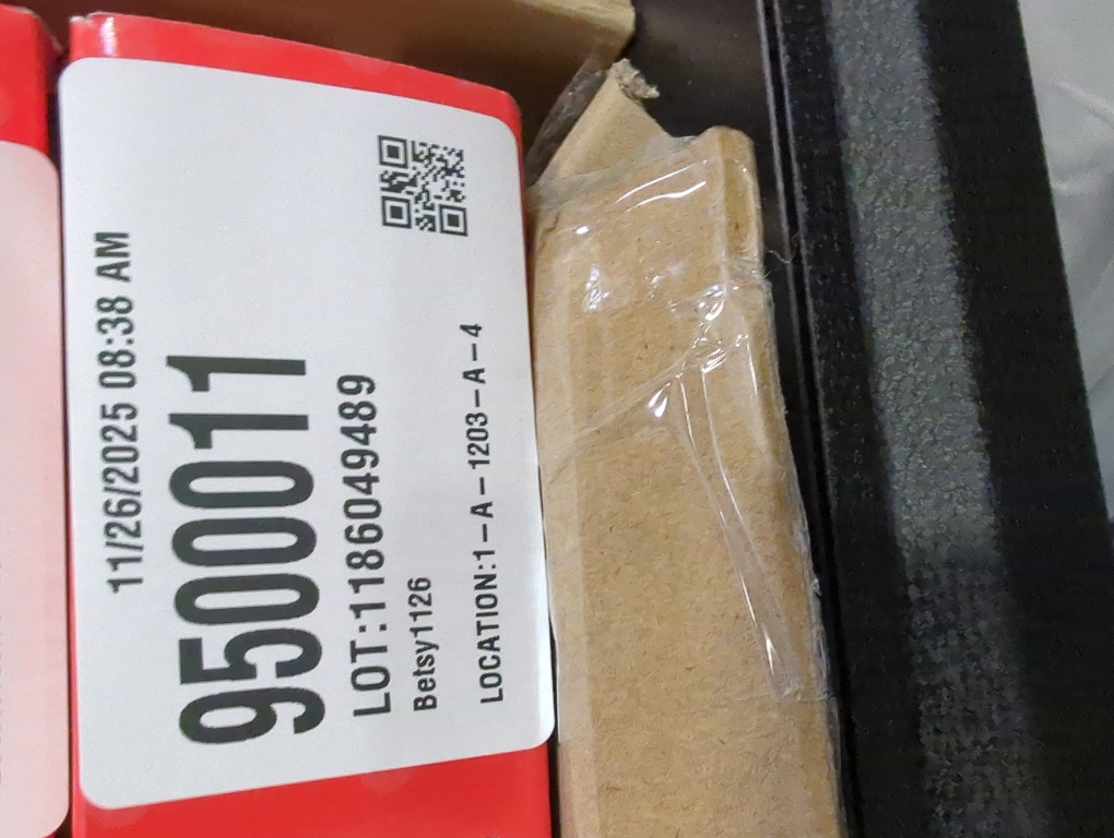 Size 7...Girls Minnie Mouse Be Yourself Baseball Raglan Tee-