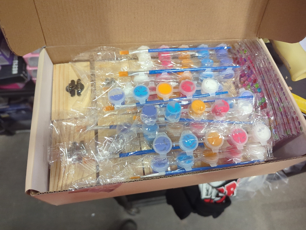 10 Sets Jewelry Box Painting Set for Kids with Stickers - Bulk Stockings & Birthday Goodie Bag Stuffer - Kids Party Favors Toy Return Gifts - Unfinished Wooden Treasure Boxes For Arts & Craft