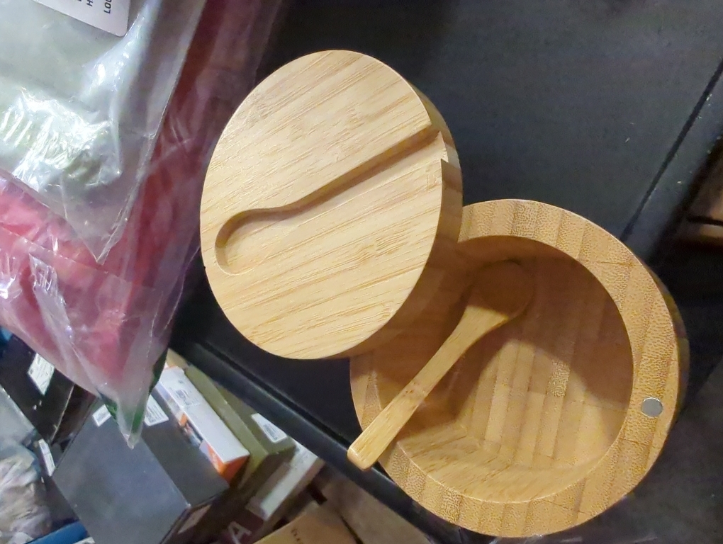 HTB Bamboo Salt Cellar with Mini Spoon, Kitchen Salt Box with Swivel Magnetic Closure Lid, Round Salt Container to Storage Pepper Spice Bath Salt Sea Salt