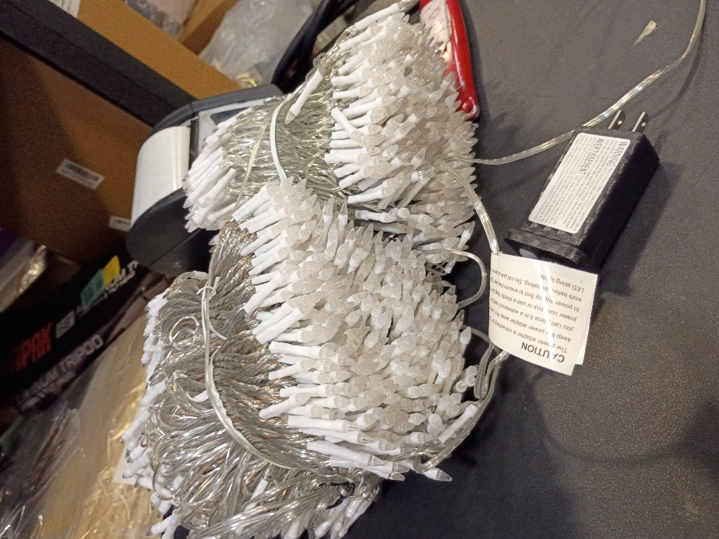 100ft White Christmas Lights Outdoor 300 LED String Lights Indoor Clear Wire Waterproof, 8 Modes Connectable Twinkle Fairy String Lights Plug in for Outside Room Bedroom Party Wedding Decorations