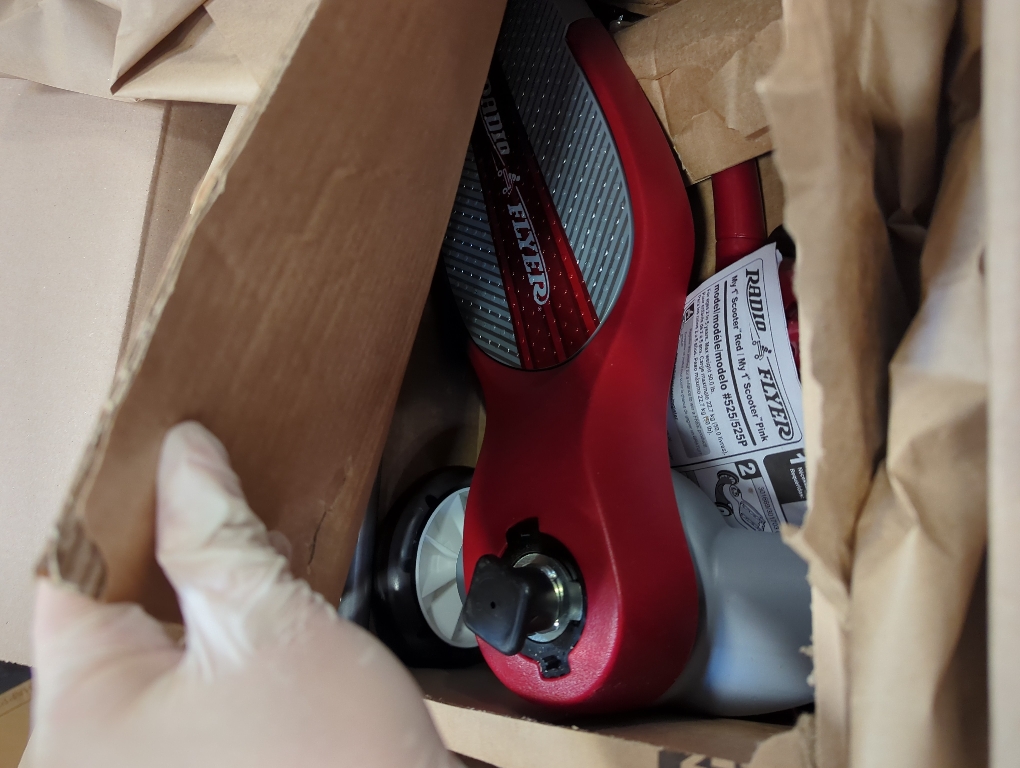 Radio Flyer, My First Scooter for ages 2-5, Toddler Scooters with three wheels and wide deck for stability (Amazon Exclusive)