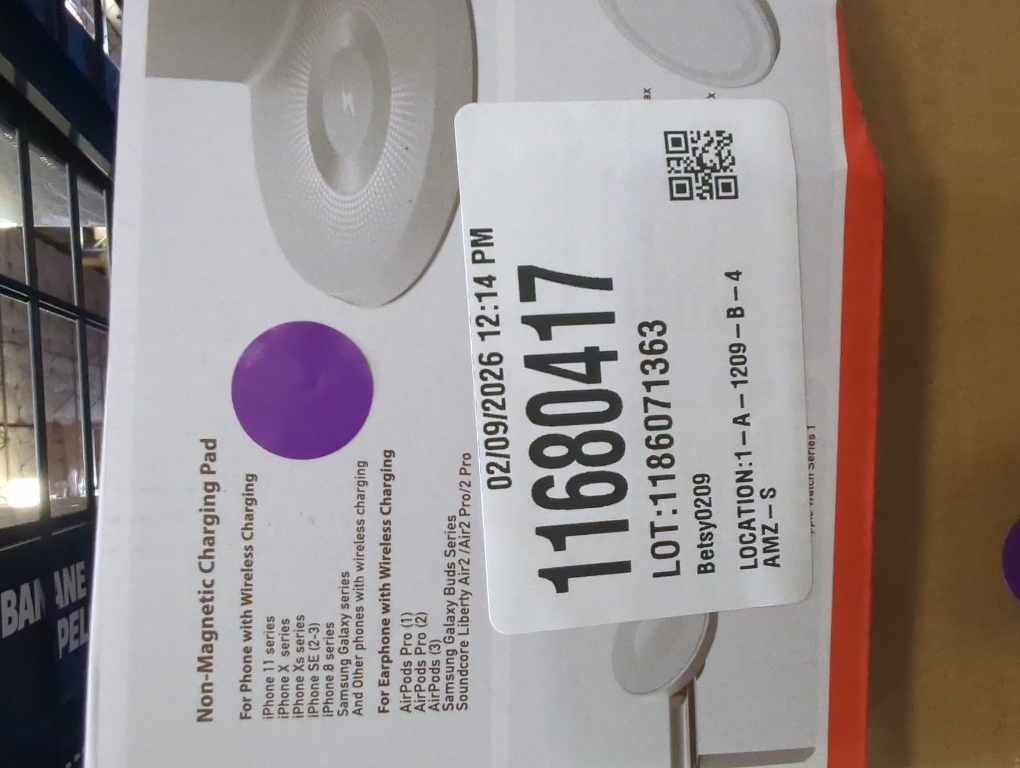 Anker MagSafe Compatible MagGo UFO 3-in-1 Charger, iPhone 17 Wireless Charging Station, 15W Qi2 Certified, Foldable Travel Charging Pad, for iPhone 17/16/15/14, AirPods, Apple Watch (Not a Power Bank)