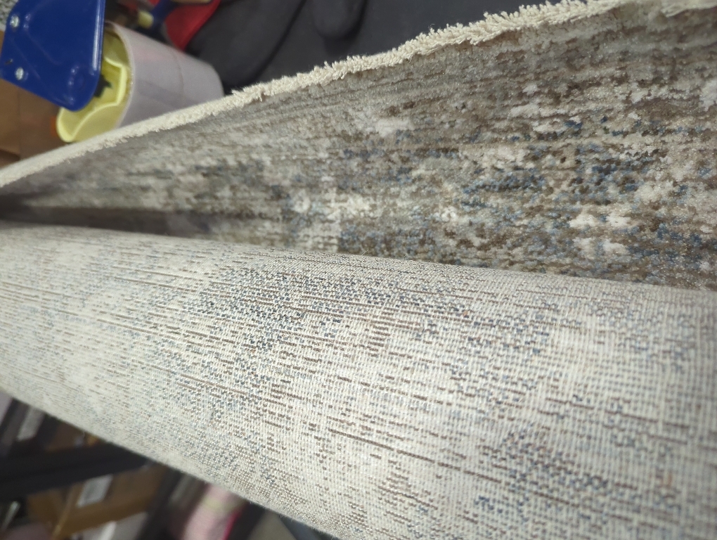 Size small Color Grey Area Rugs