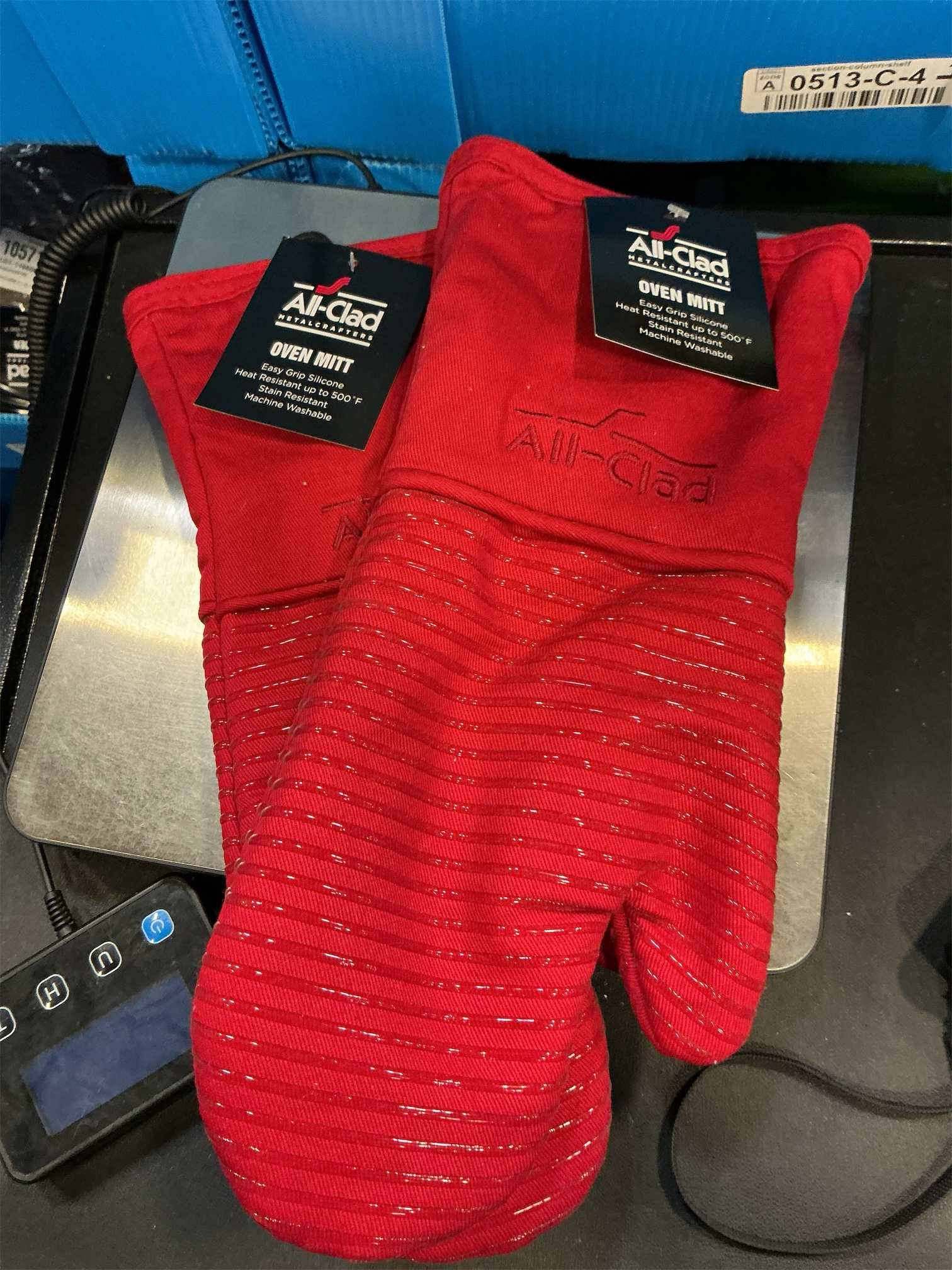 All-Clad Silicone Oven Mitts: Heat Resistant up to 500 Degrees - 100% Cotton & Silicone, 14x7 Oven Mitt for Kitchen and Barbeque, 2-Pack, Chili