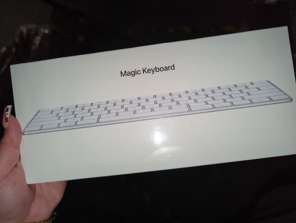 Restored Apple Magic Keyboard MLA22LL/A (Silver) (Refurbished)