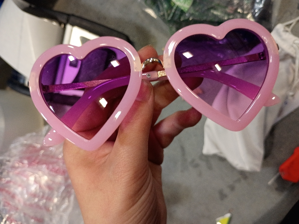 Heart Shape Sunglasses for Women,Pink Candy Color,Novelty Heart Frame Glasses for Party Performance,Cute Summer Sun Glasses