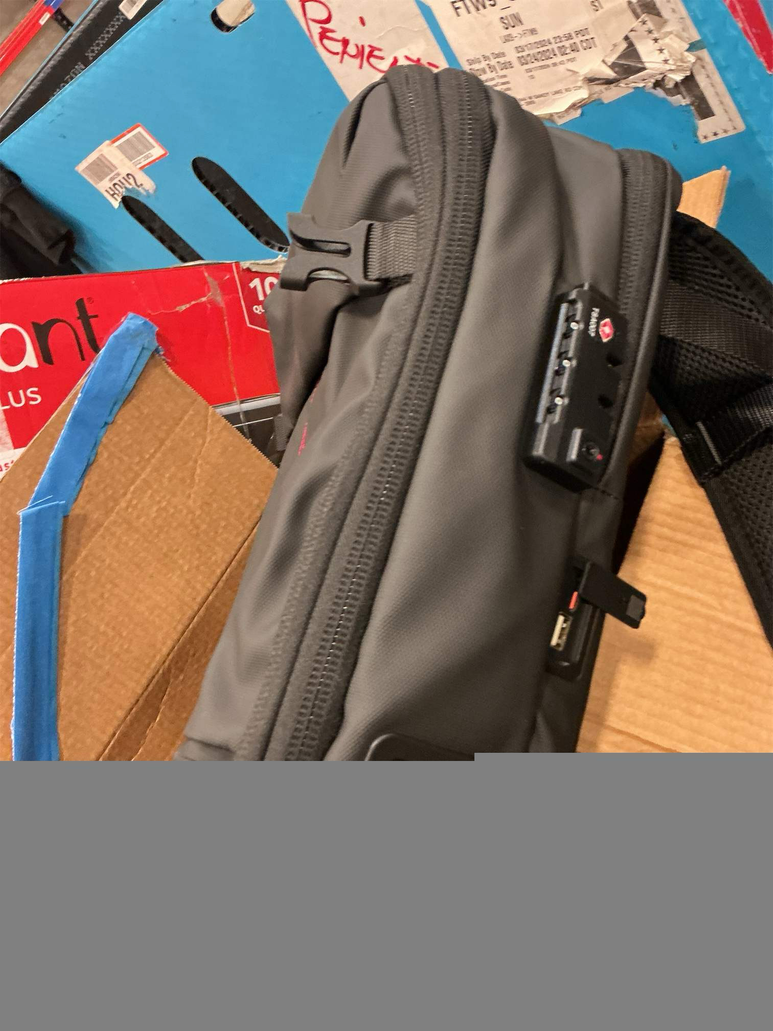 Vacuum Seal Backpack Travel with Built-in Pump 80L Expandable Travel Backpack with Vacuum System, TSA Lock Water Resistant Carry-On Backpack