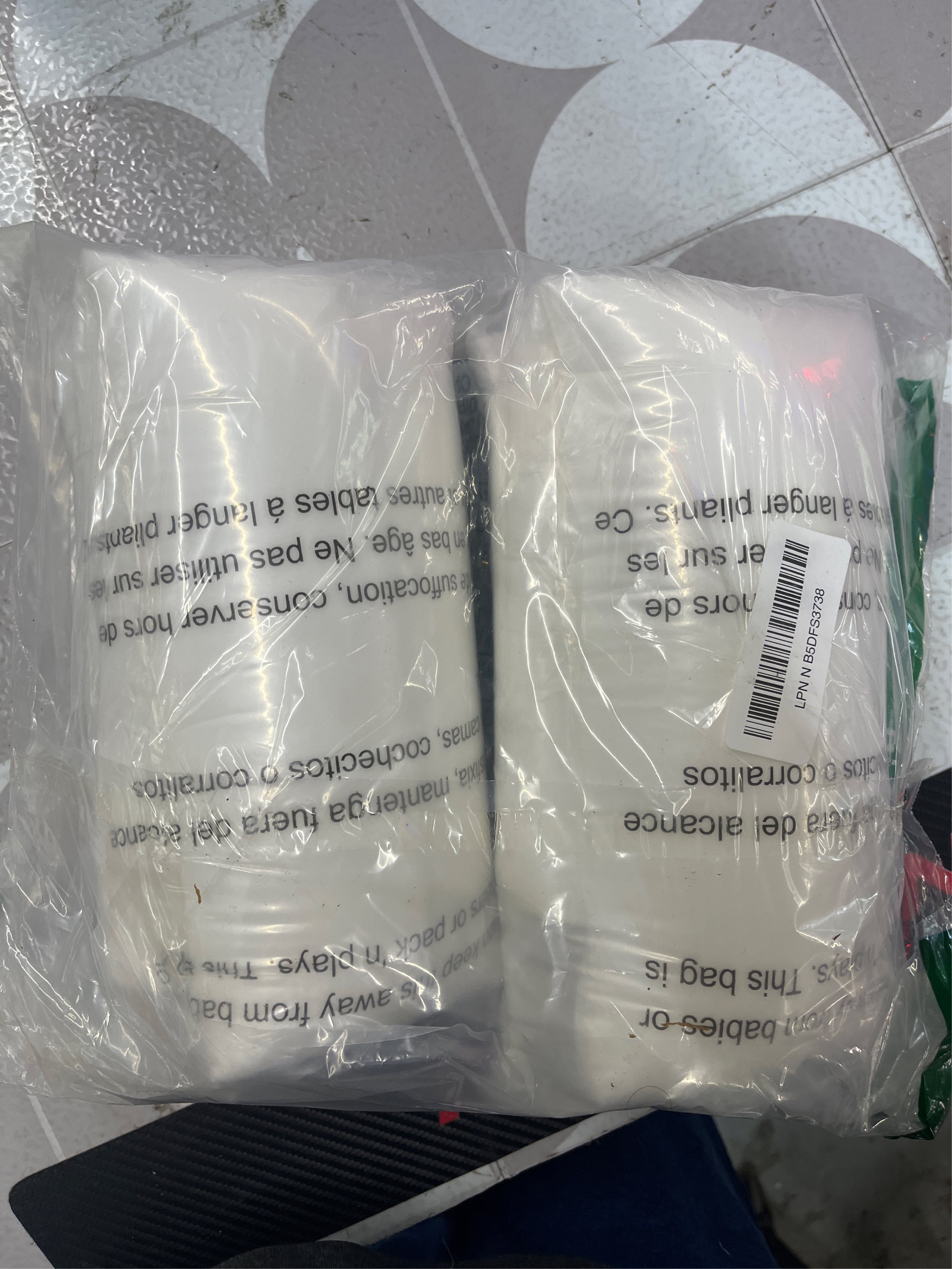 https://s3.us-central-1.wasabisys.com/manyfastscan-photos/1e390ccc-6fe7-455b-8a15-b1683b8b7264.jpg