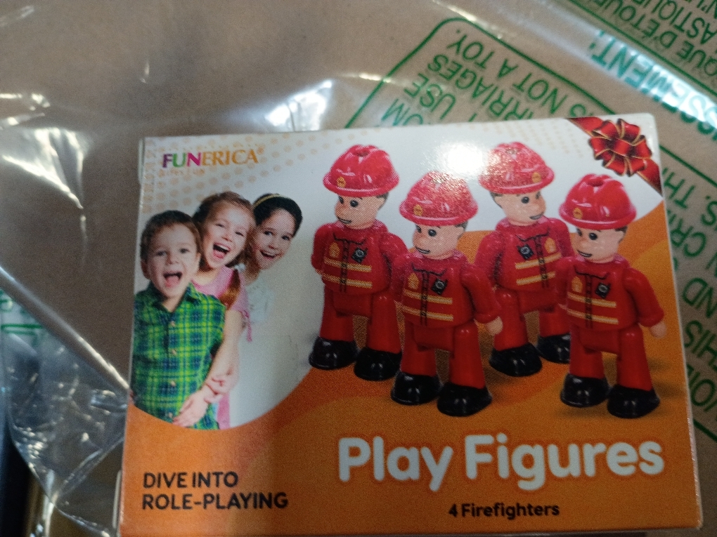 FUNERICA Police Figurines Set – 4-Pack firefighters Toys for Kids with 3 Policemen and 1 Police Chief, Toy Police Figures and Action Figurines for Boys, Durable Imaginative Play Set