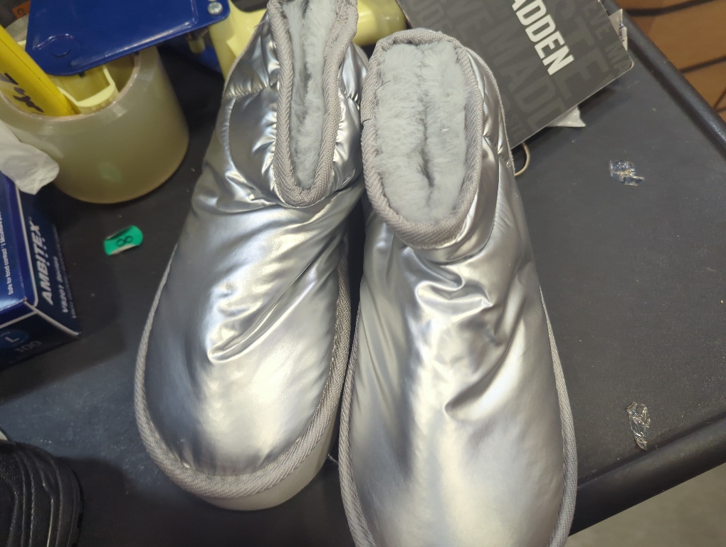 Size M 7/8 Color silver Steve Madden SONIKK Silver Boots Booties Sz M 7/8 Womens NWT Platform