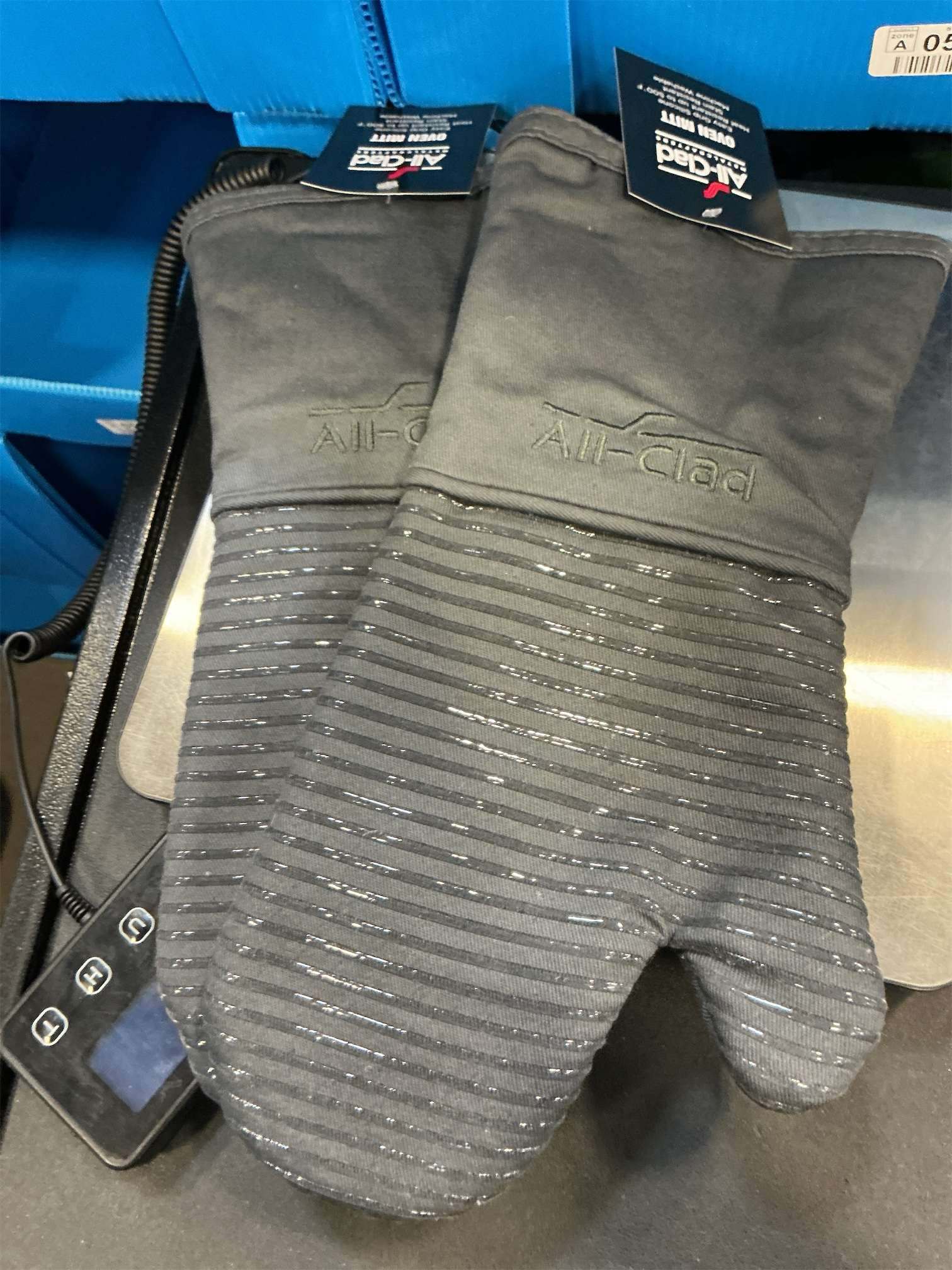 All-Clad Silicone Oven Mitts: Heat Resistant up to 500 Degrees - 100% Cotton & Silicone, 14x7 Oven Mitt for Kitchen and Barbeque, 2-Pack, Pewter