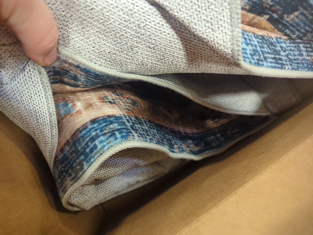 Size Large Color Blue area rug