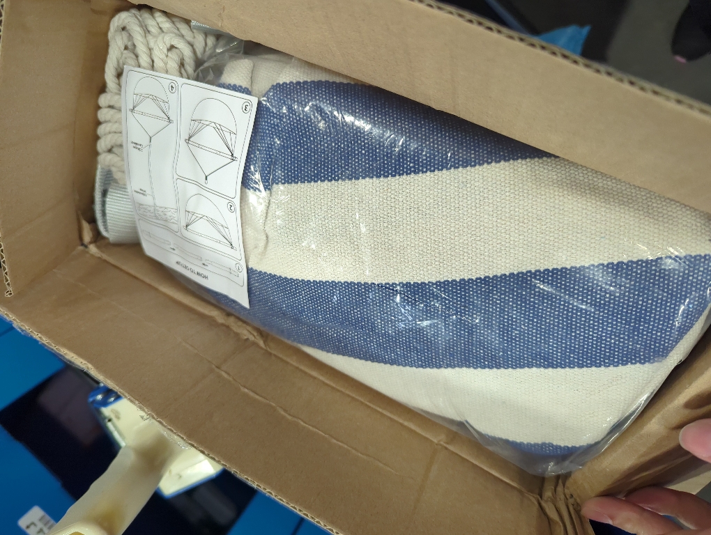 ADVOKAIR Hammock Chair Swing (500 lbs Max) - Hanging Hammock Chair Rope Swing Indoor for Bedroom, Outdoor, Patio, Bedroom, Porch, Deck - Sturdy Steel Bar with Anti-Slip Safety Rings