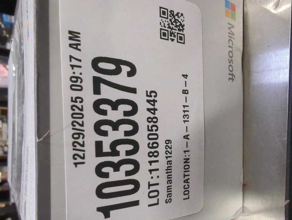 Microsoft Ergonomic Mouse Black - Wired USB - BlueTrack - 1000 dpi - Scroll Wheel - 5 Button(s)