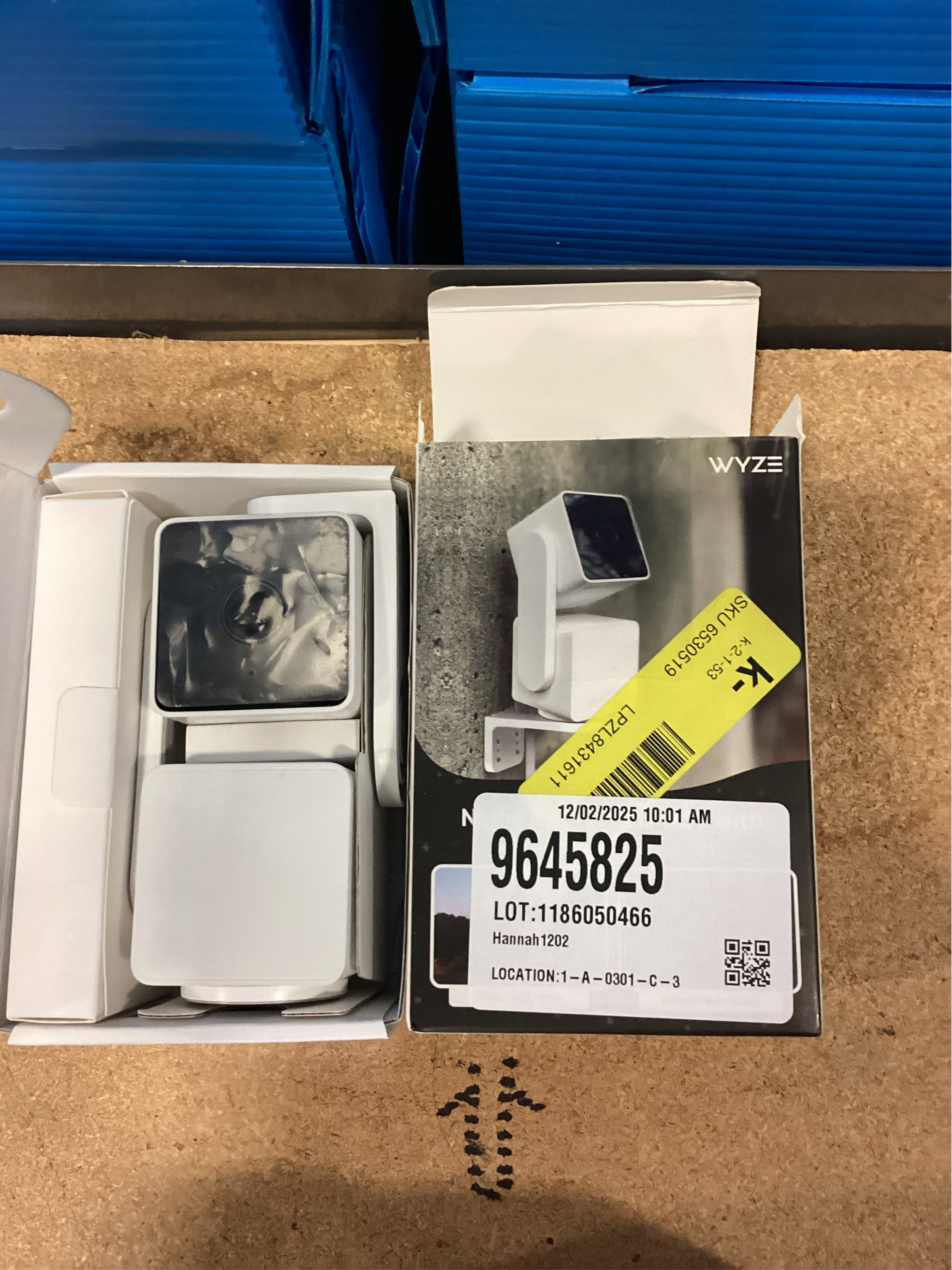 Wyze Pan v3 Wired Indoor/Outdoor 1080P HD Home Security Camera with Privacy Mode