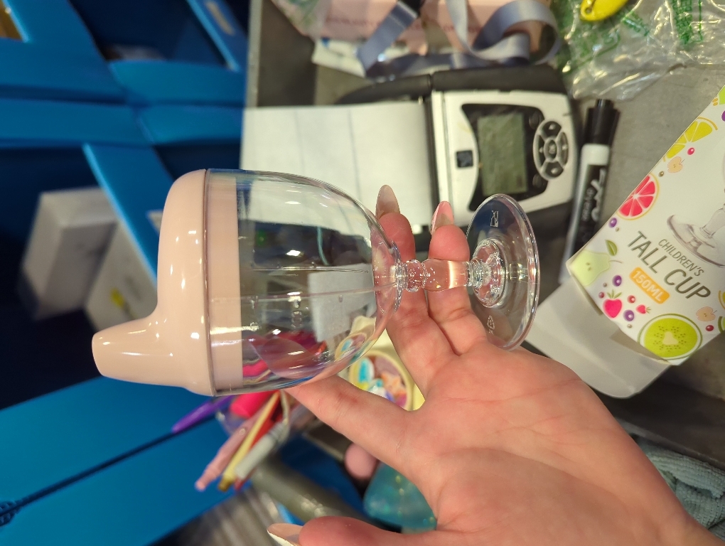 Irenare 1 Pcs Wine Sippy Cup Baby No Spill 5oz Goblet Style Pink