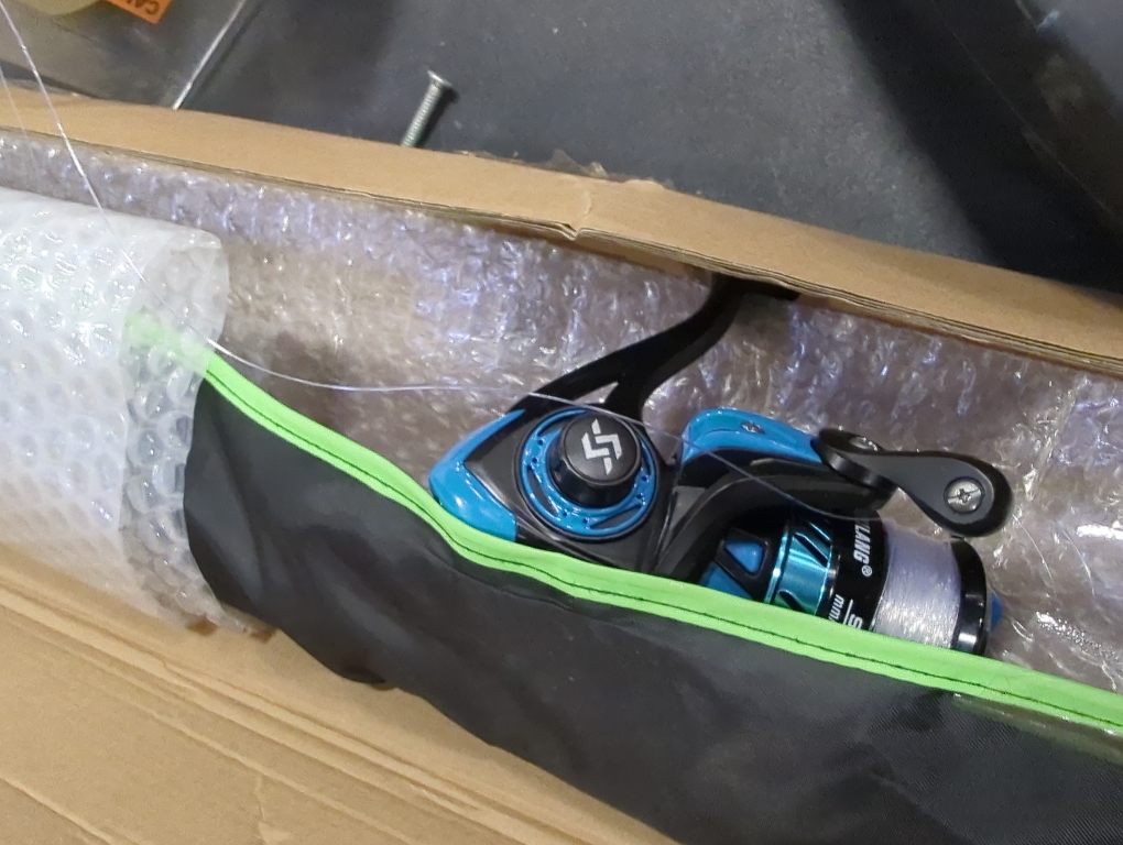 Color Blue One Bass Fishing Rod and Reel Combo, IM7 Graphite  Blank Baitcasting Combo, Spinning Rod with SuperPolymer Handle