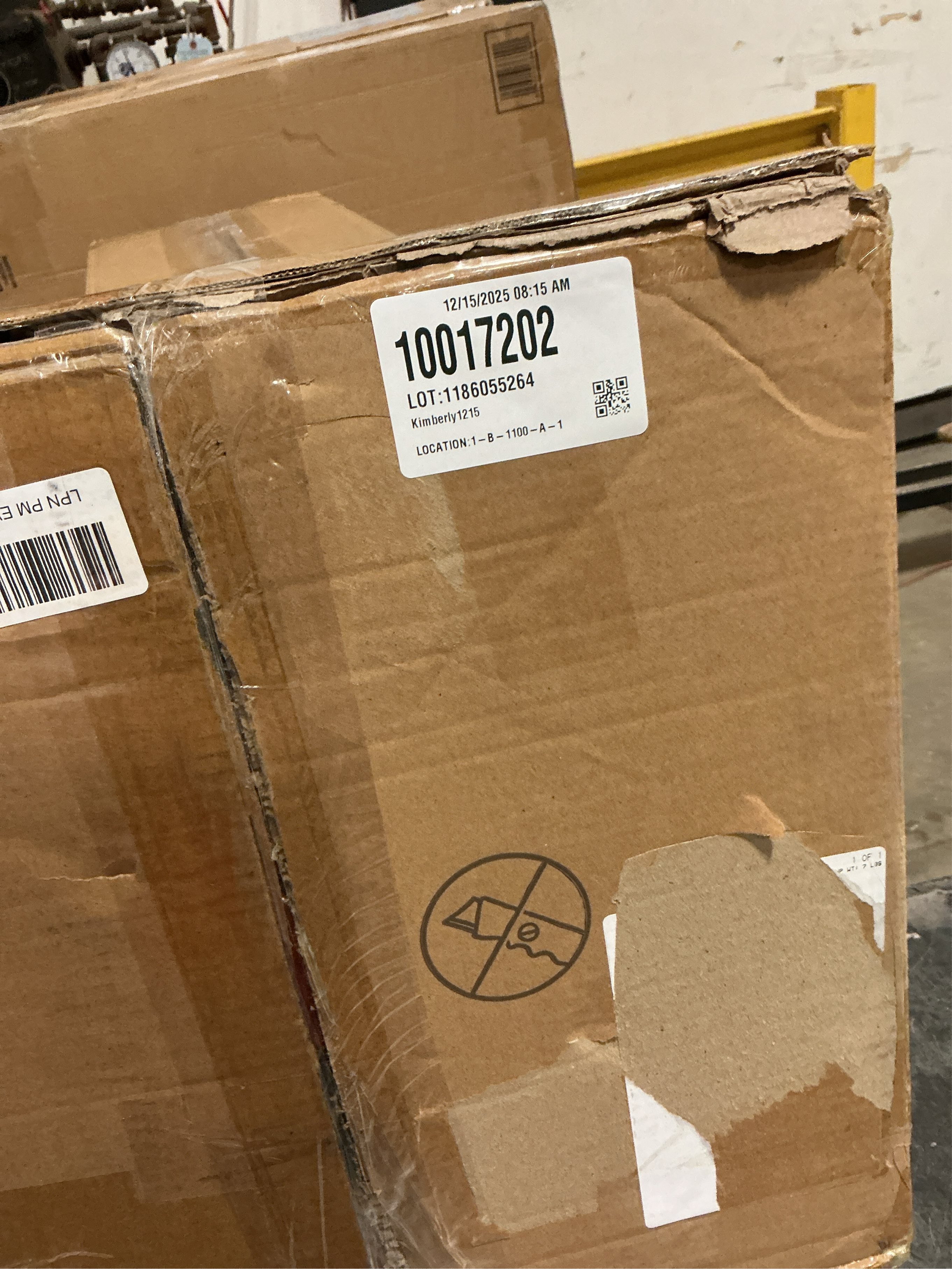 HOOBRO Side Table, Round End Accent Table with Sturdy Metal Pedestal, 15.7 Round Nightstand, for Living Room, Bedroom, Balcony, Office, Rustic Brown BF95BZ01