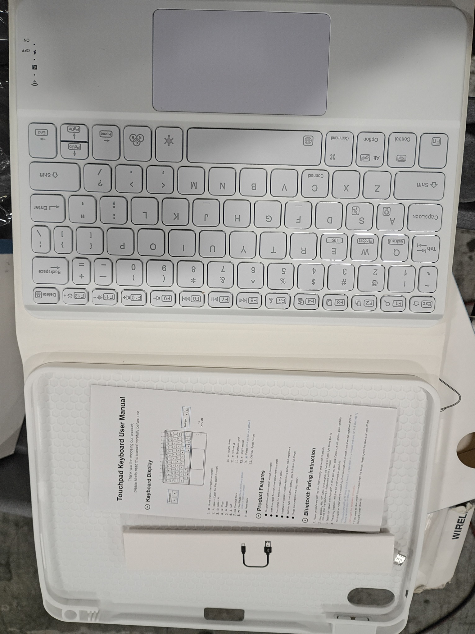 Wireless Keyboard Case  (white)