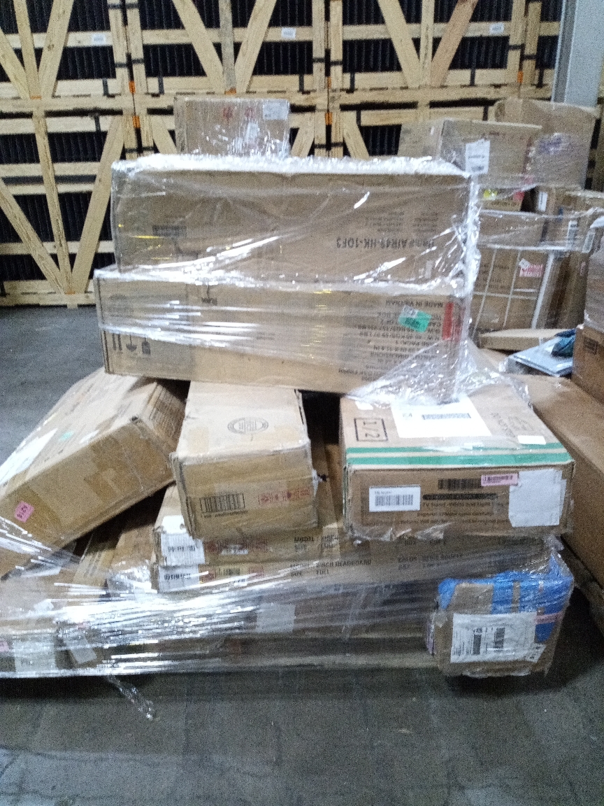 Wayfair Salvage Mixed Returns Pallet