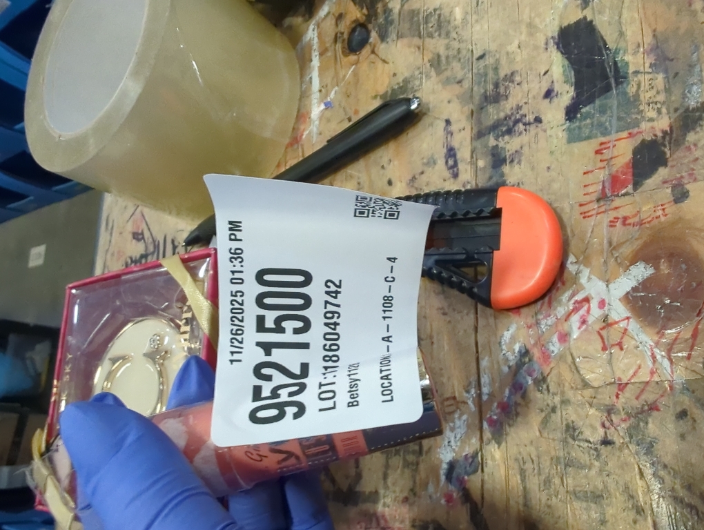 L.A. Girl Velvet Hi-lite Contour Stick, Radiance - Walmart ...