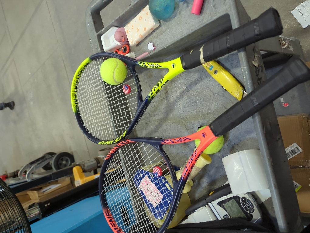 Pro Tennis Racket for Adults, 2 Player 27 inch Speed Tennis Racquet Acceptable for Beginner and Professional with 3 Tennis Balls, 2 Vibration Dampes, 2 Overgrips, Tennis Bag