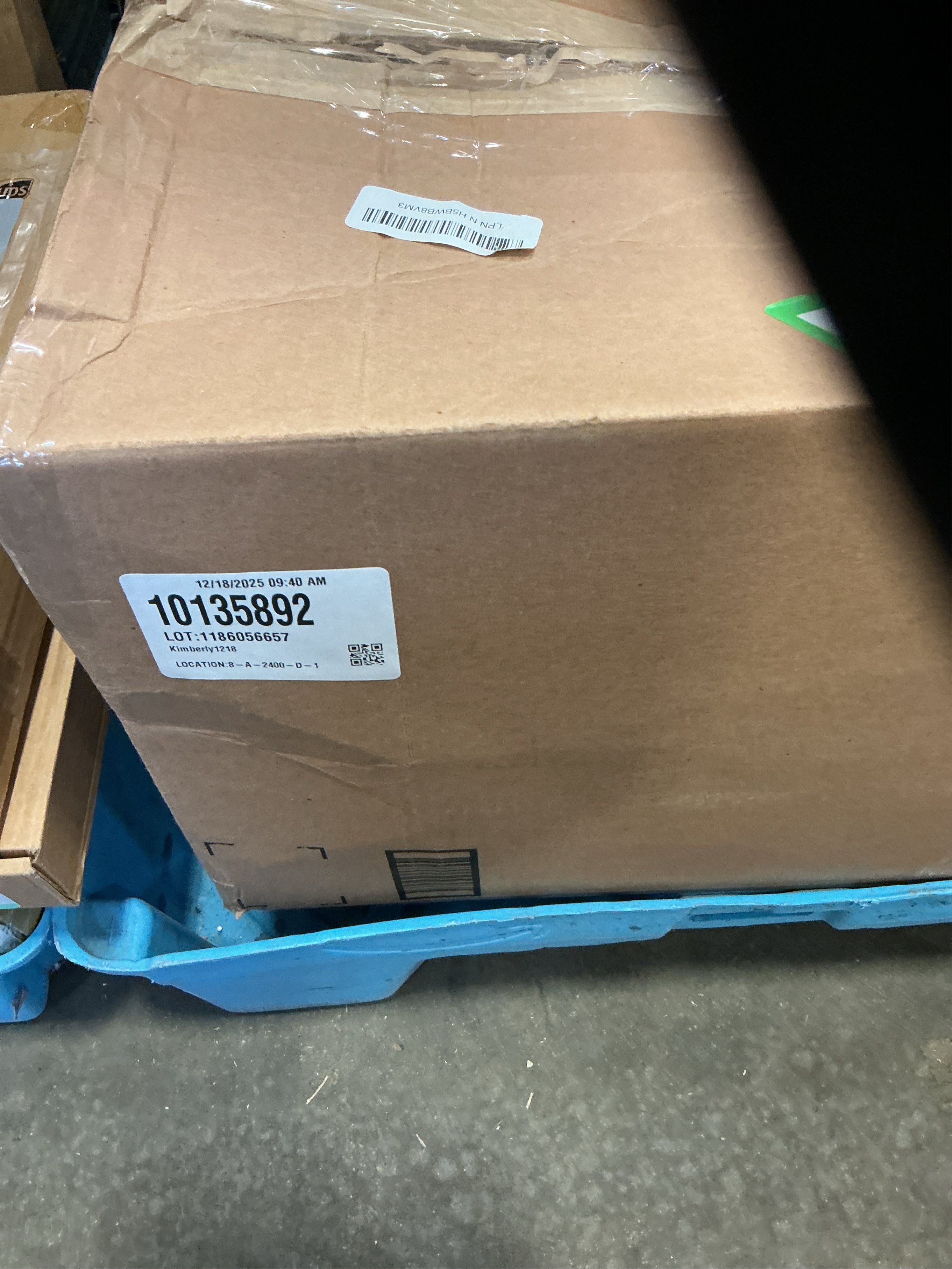 2 Pack Stanchions Post with Velvet Rope, Crowd Control Stanchions, Queue Pole for for Movie Theater, Party Supplies …