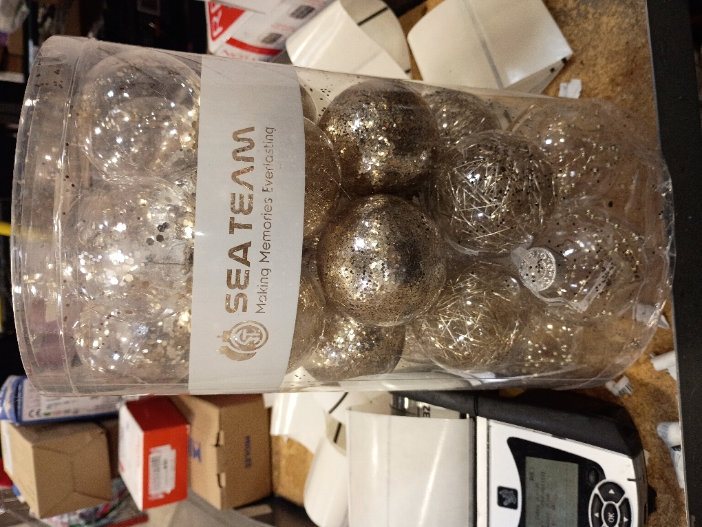 Sea Team 60mm/2.36 Shatterproof Clear Plastic Christmas Ball Ornaments, Transparent, See-Through, Crystal Baubles, Bulbs with Stuffed Delicate Decorations for Xmas Tree (30 Counts, Champagne)