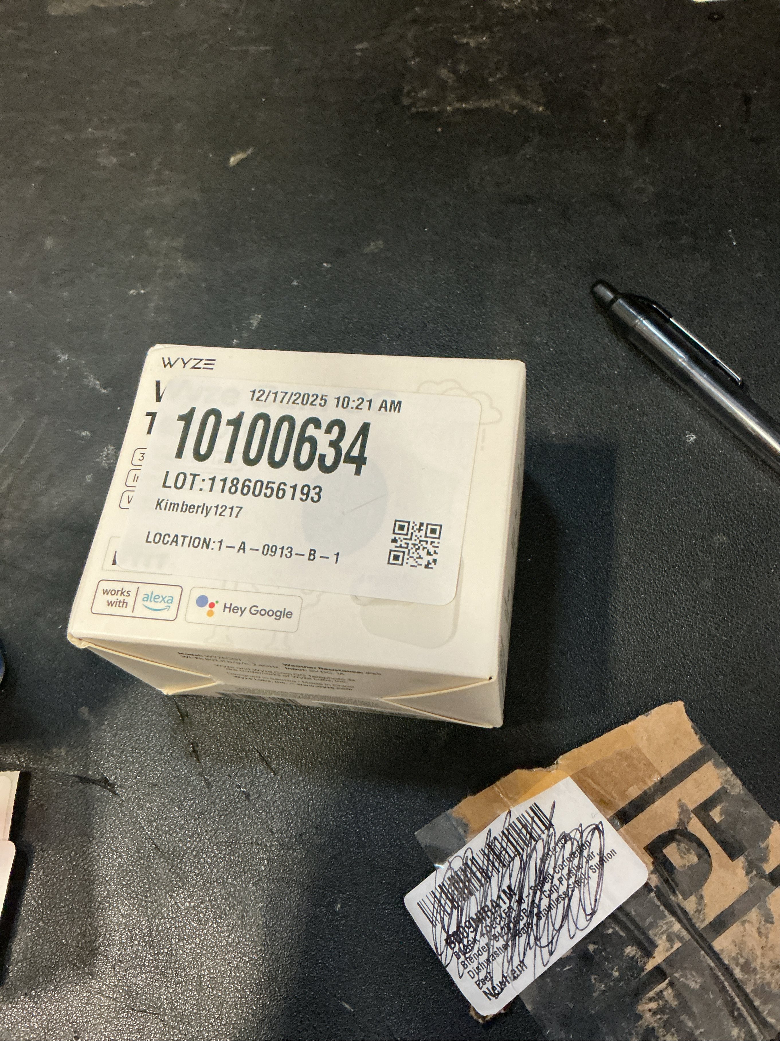 Cam OG Telephoto Indoor/Outdoor 1080p Wi-Fi Smart Home Security Camera with 3X Optical Zoom and Color Night Vision