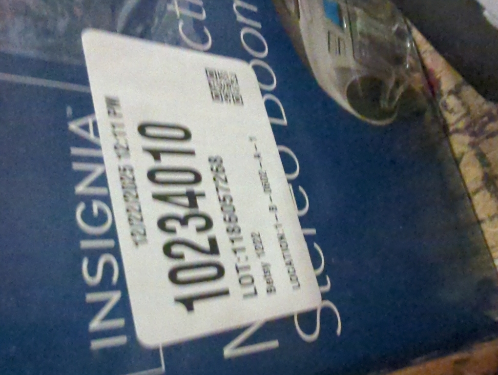 Insignia AM/FM Radio Portable CD Boombox with Bluetooth