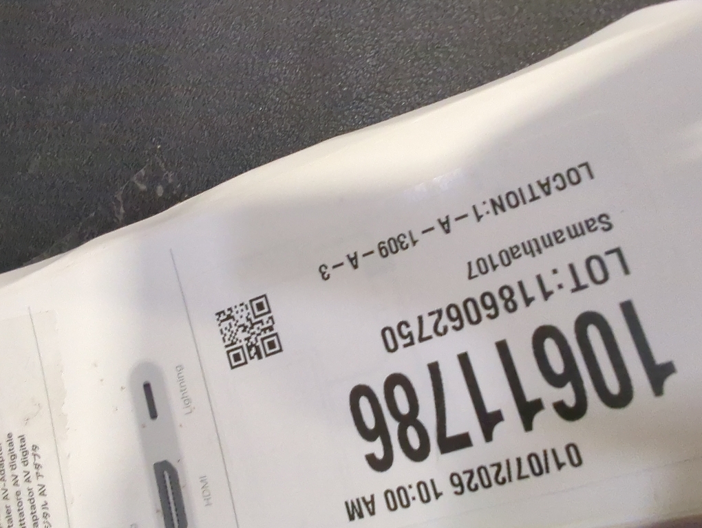 Apple Lightning to Digital AV Adapter