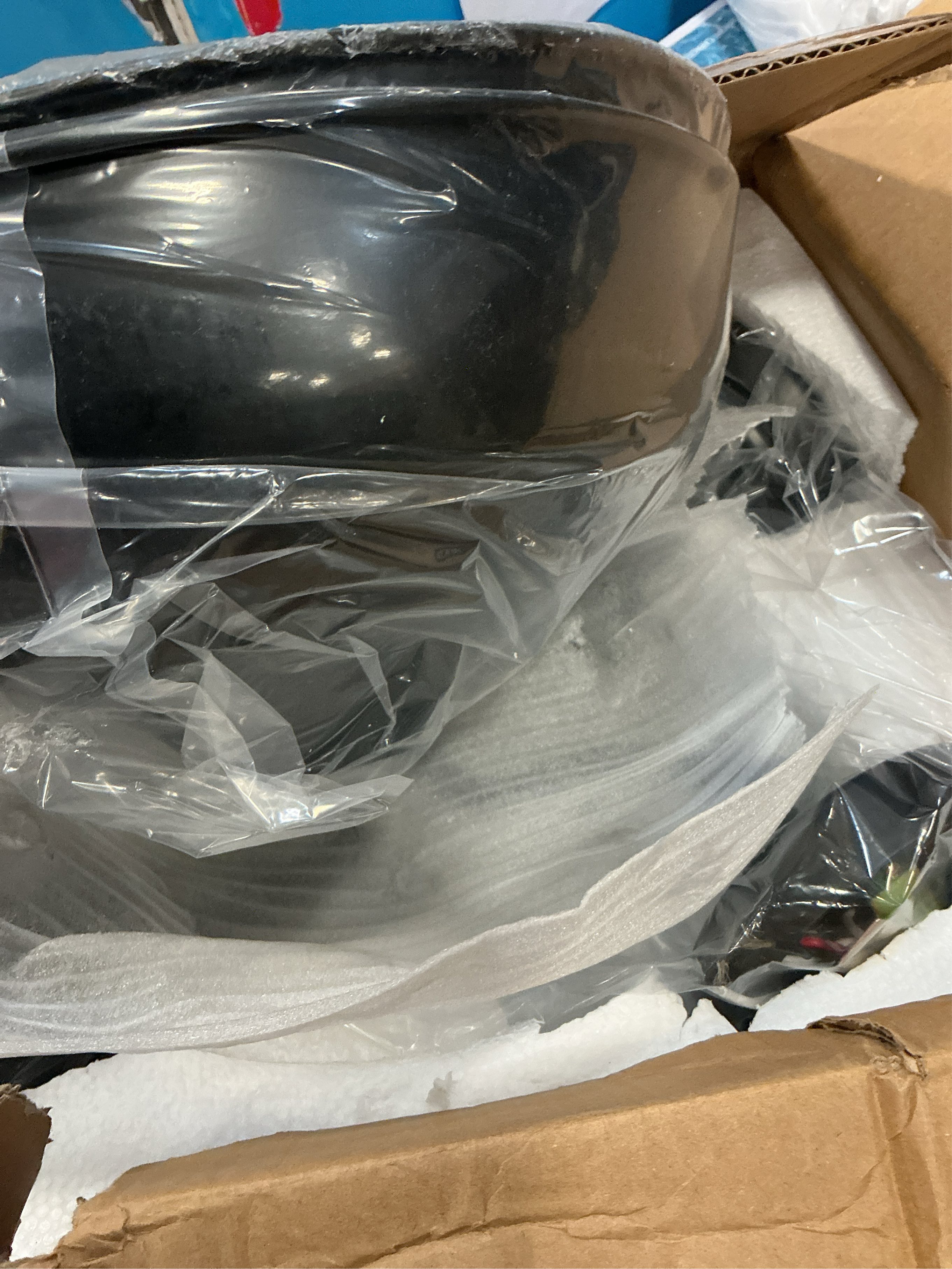 Dusk to Dawn Outdoor Barn Lights, Outdoor Wall Sconces Farmhouse Exterior Wall Mount Light, Vintage Outside Lighting Fixtures, Industrial Black Lanterns for Porch Garage Patio, 2 Pack