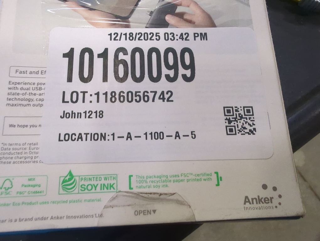 Anker - Nano Power Bank with Built-in Foldable USB-C Connector - Black