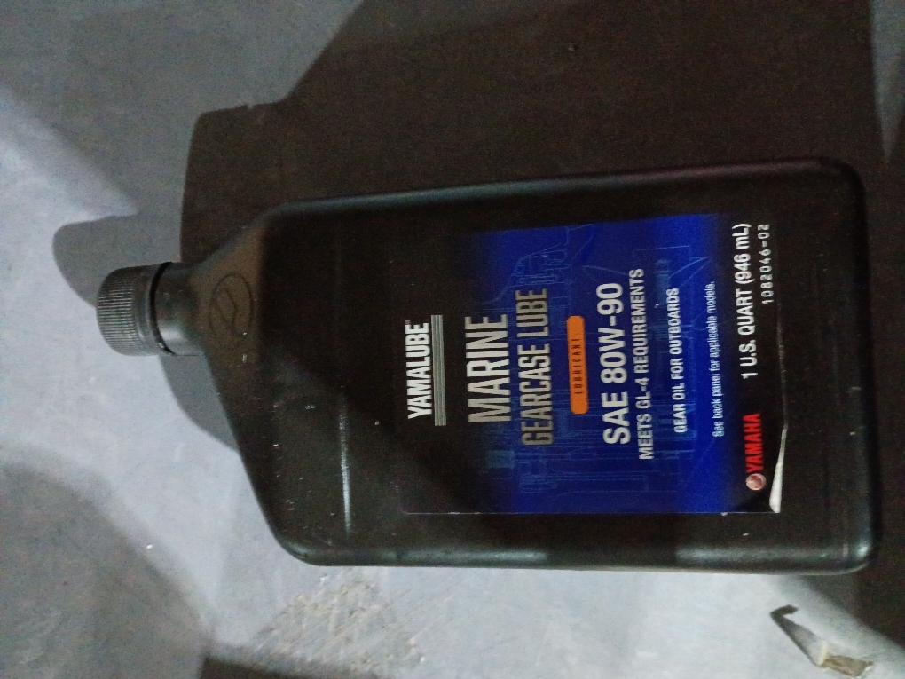 Yamaha Original OEM Yamalube Acc-GEARL-UB-QT Marine Lower Unit Gearcase Lube Yamalube OEM -