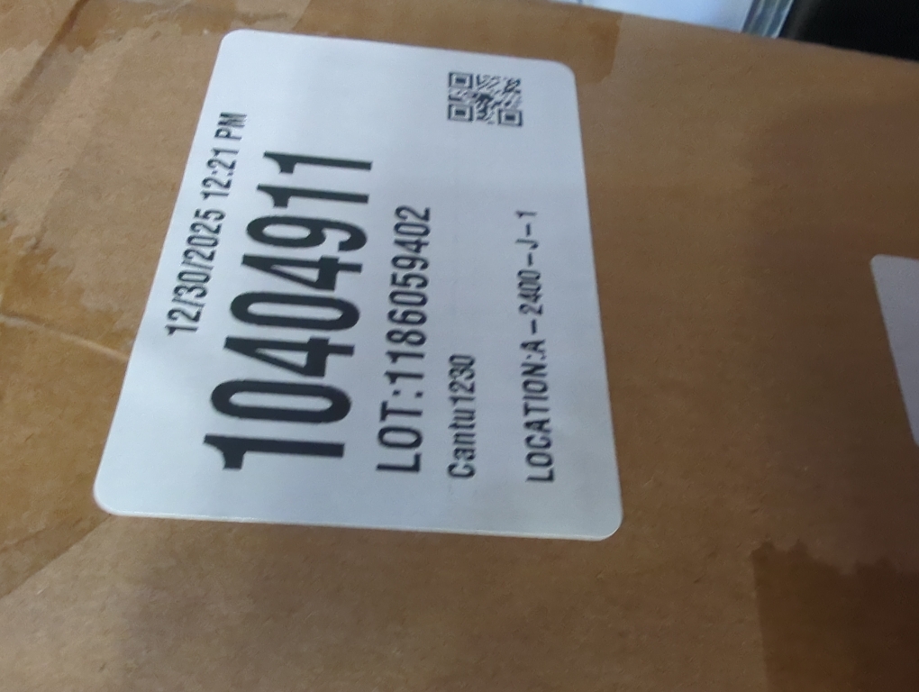 Industrial Pipe Wall Shelves with Real Wood Plank ,36 Inches Floating Shelves for Wall Farmhouse Book Shelves Dark Brown 3 Tier for Kitchen,Living Room Decor and Bar Shelving