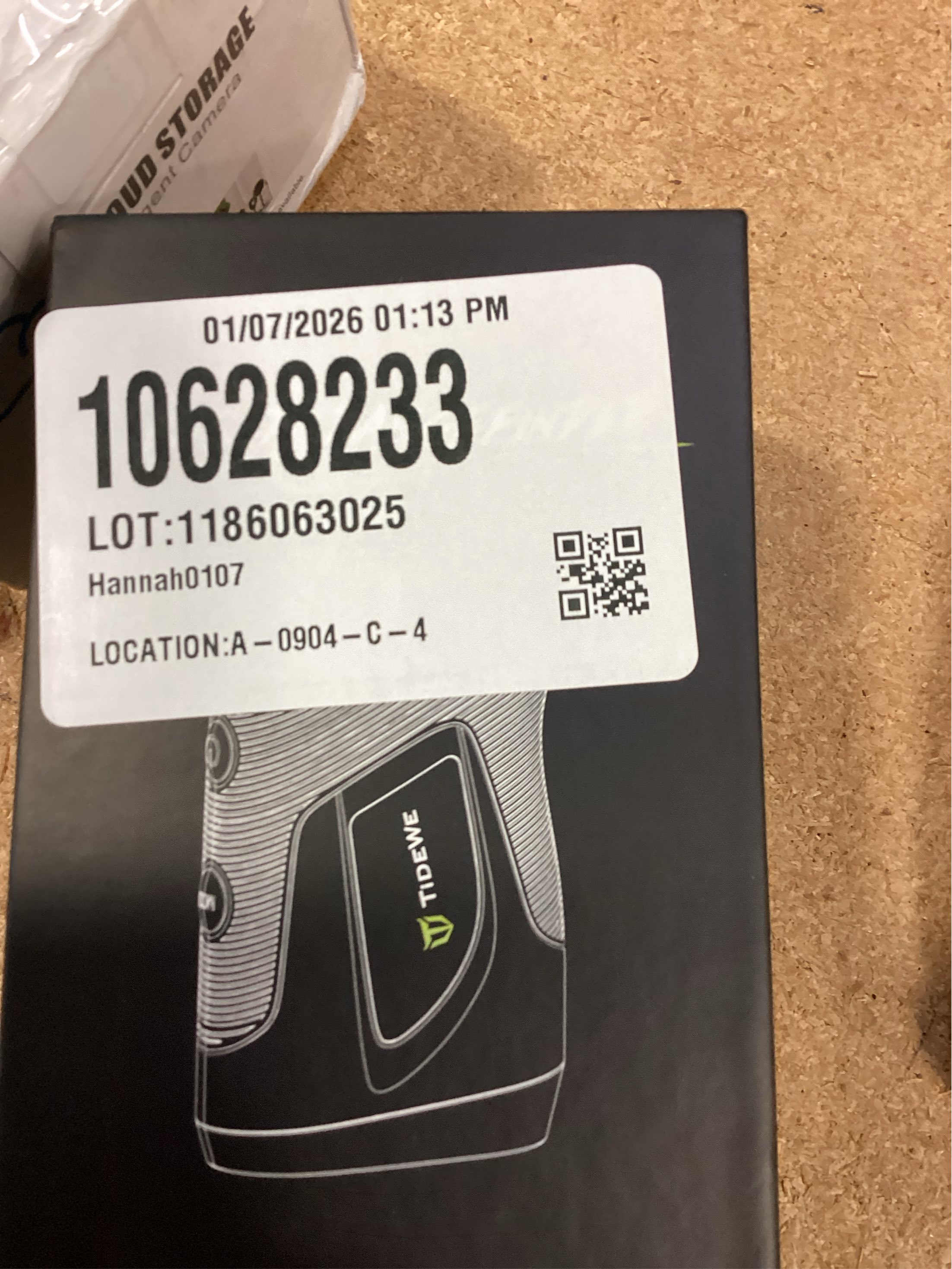 TIDEWE Hunting Rangefinder with Rechargeable Battery, 700/1000Y Camo Laser Range Finder 6X Magnification, Distance/Angle/Speed/Scan Multi Functional Water-Resistant Rangefinder with Case