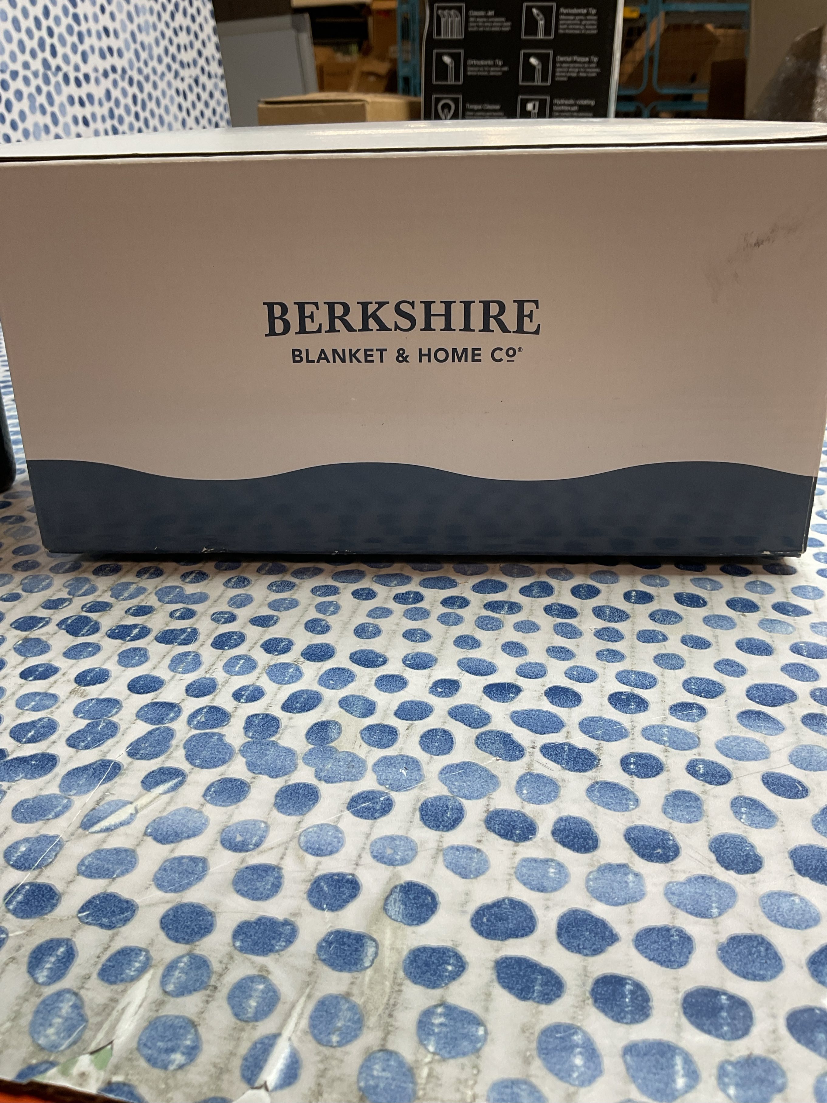 Berkshire Blanket VelvetLoft Throw, 50x60 Inch