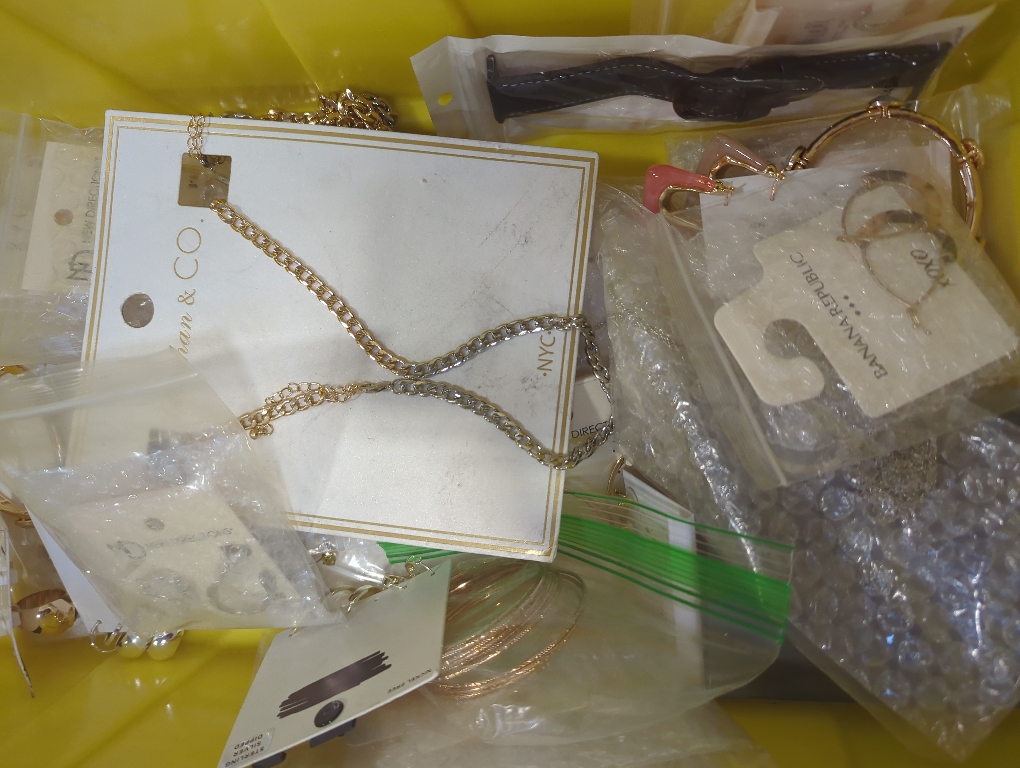 Jewelry Mystery Box - 30 pieces 1186087637